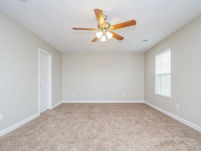 904 Summercrest Cv — Photo 6