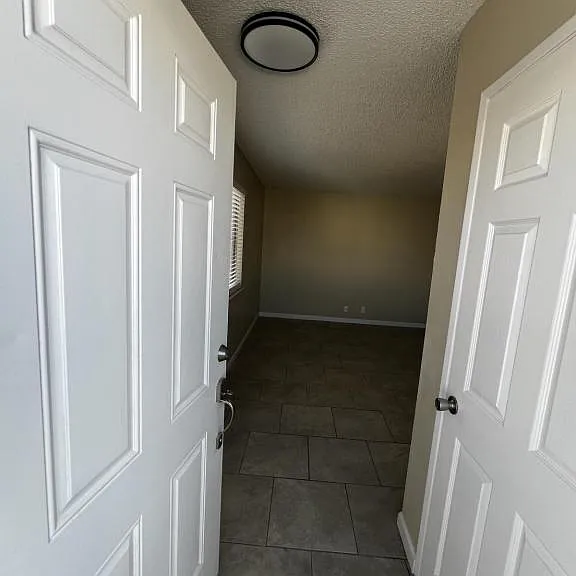 6941 Appleton Dr — Photo 2