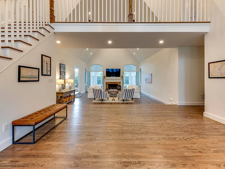 5 Heritage Farm Ln — Photo 3