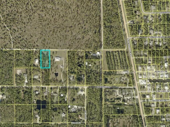 4220 Pine Tree Blvd, Saint James City, FL 33956