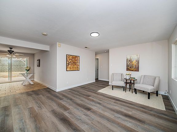4th image of 1226 Waxwing Dr