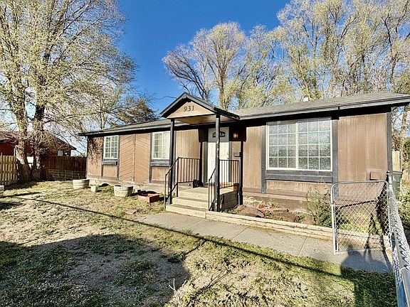 2nd image of 931 Sunrise Dr