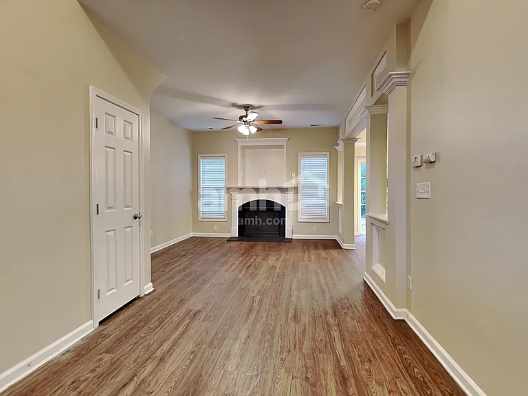 2033 Cartier Ruby Ln — Photo 7