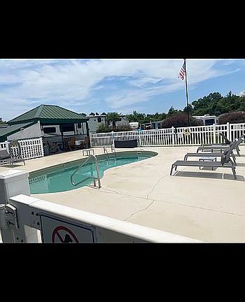 4th image of 13361 Lipscomb Rd #4