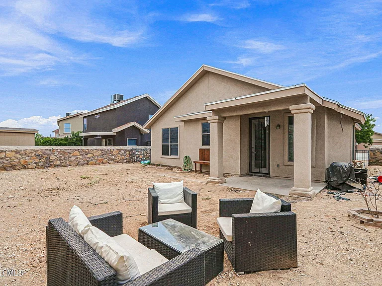 4769 Joseph Rodriguez Dr — Photo 26