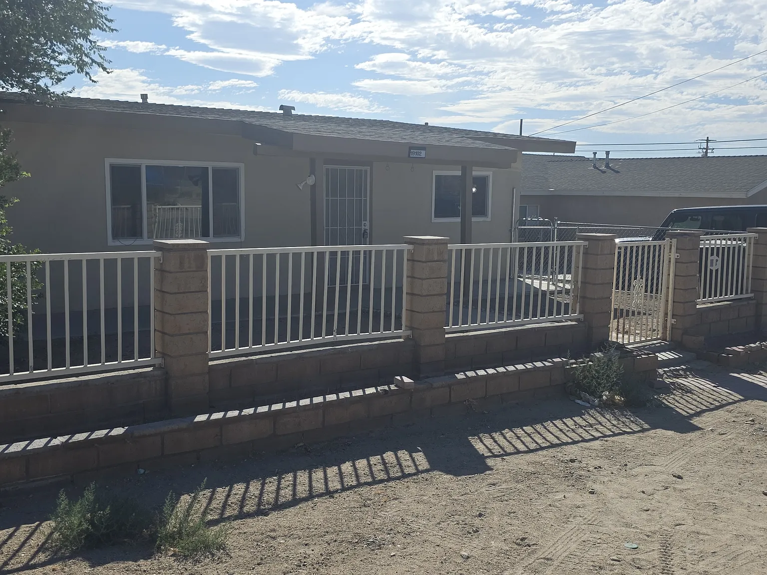 3 bed, 1125 sqft, $1,895 — Photo 2