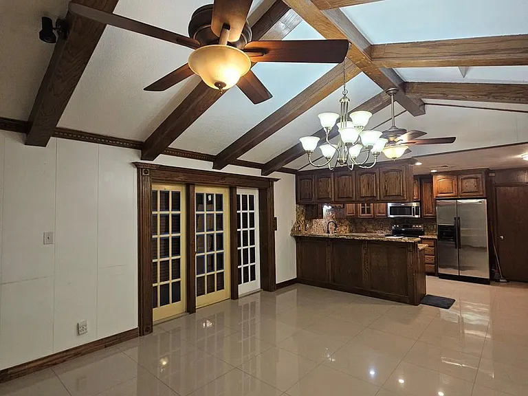 45 Westchester Cir — Photo 5