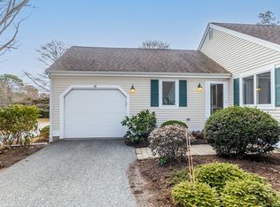 18 Driver Ln UNIT 18, Mashpee, MA 02649