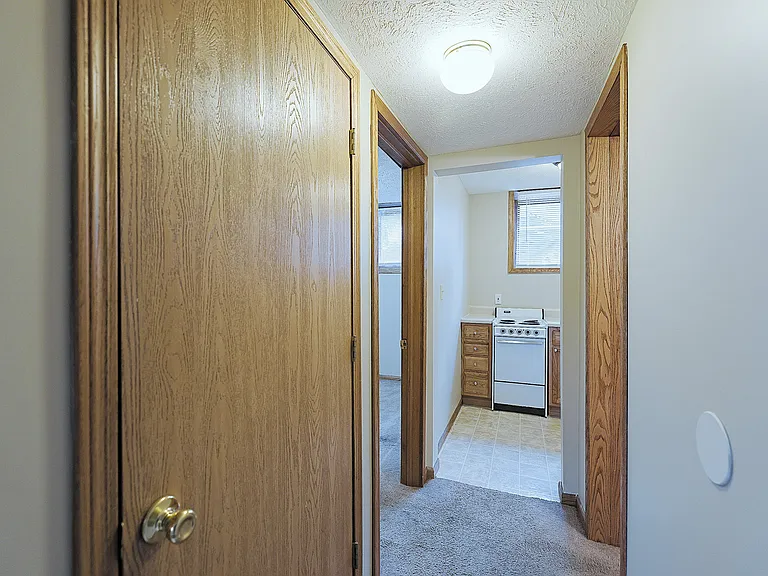 1141 S 10th St #5 — Photo 9