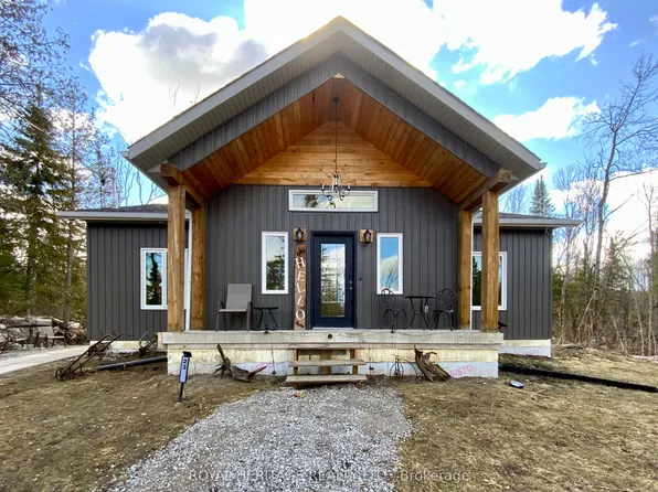 23 River Rd, Kawartha Lakes, ON K0M 1N0