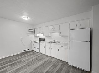 Englewood, Staunton, VA 24401