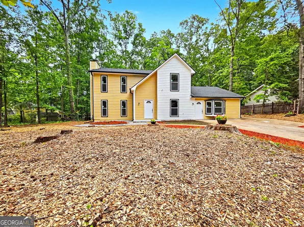 7156 Whitfield Dr, Riverdale, GA 30296