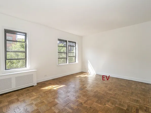 235 West 22nd Street image 1 of 6