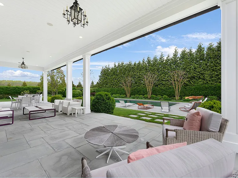 11 Farrell Ct — Photo 6
