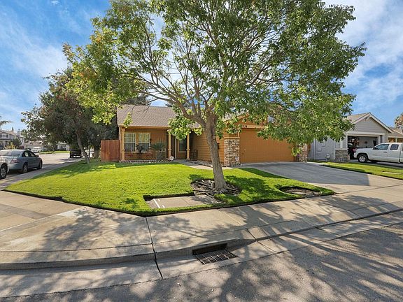 2nd image of 2338 Fedelia Ct