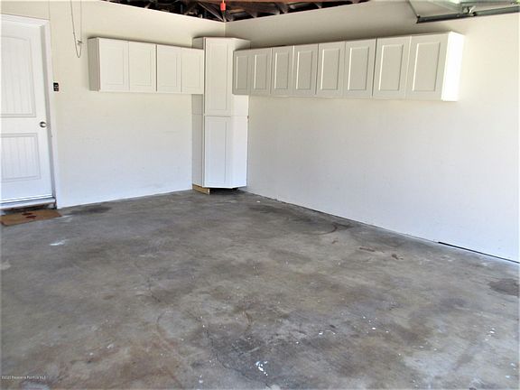 5th image of 355 E Floral Ave