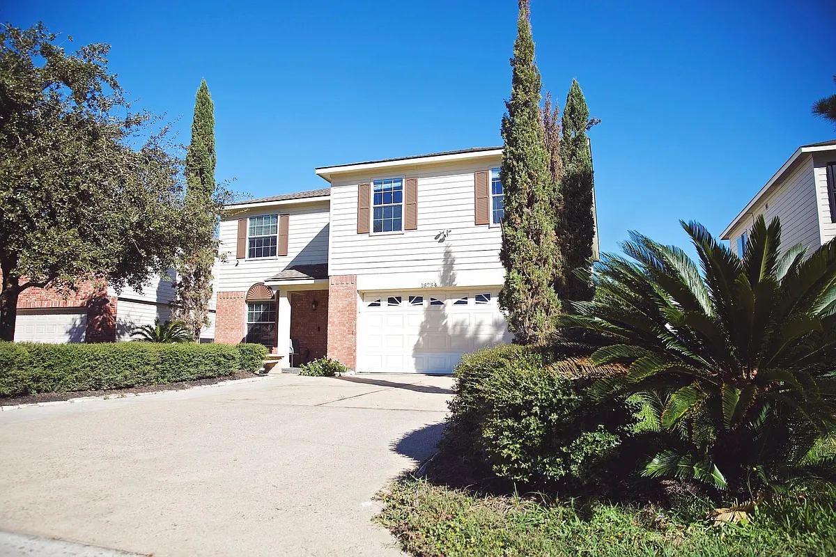 Building Photo - 18234 Sable Tree Dr
