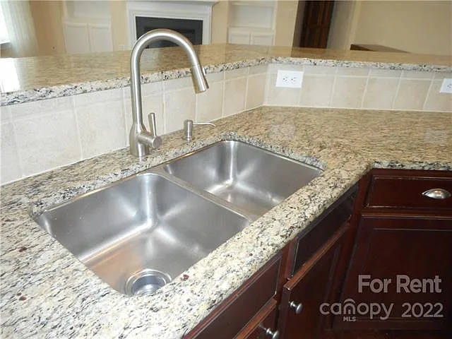 9628 Daufuskie Dr — Photo 13