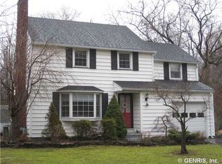 82 Southland Dr, Rochester, NY 14623