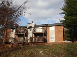2797 Blackforest Dr APT B, Saint Louis, MO 63129