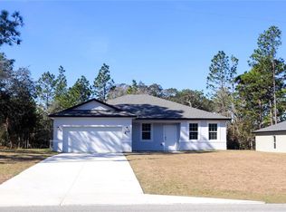 6926 N Elkcam Blvd, Citrus Springs, FL 34433