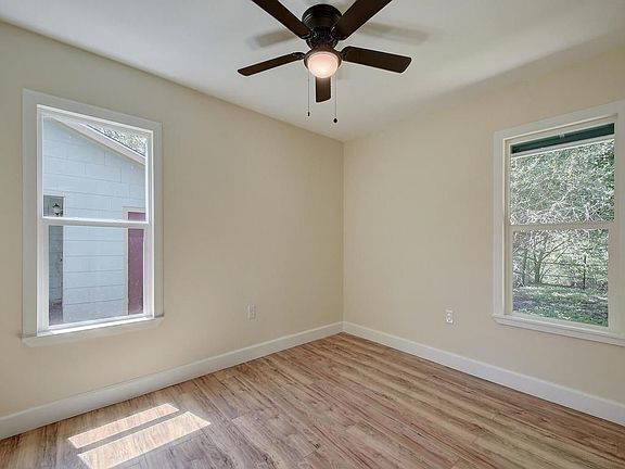 5th image of 5308 Wellington Dr