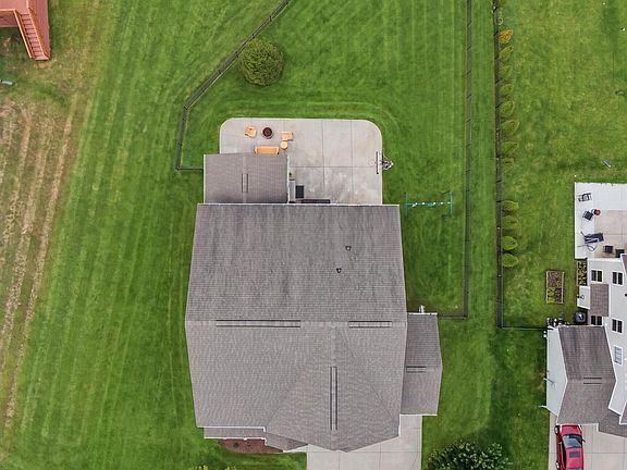 5th image of 4209 Parliament Way