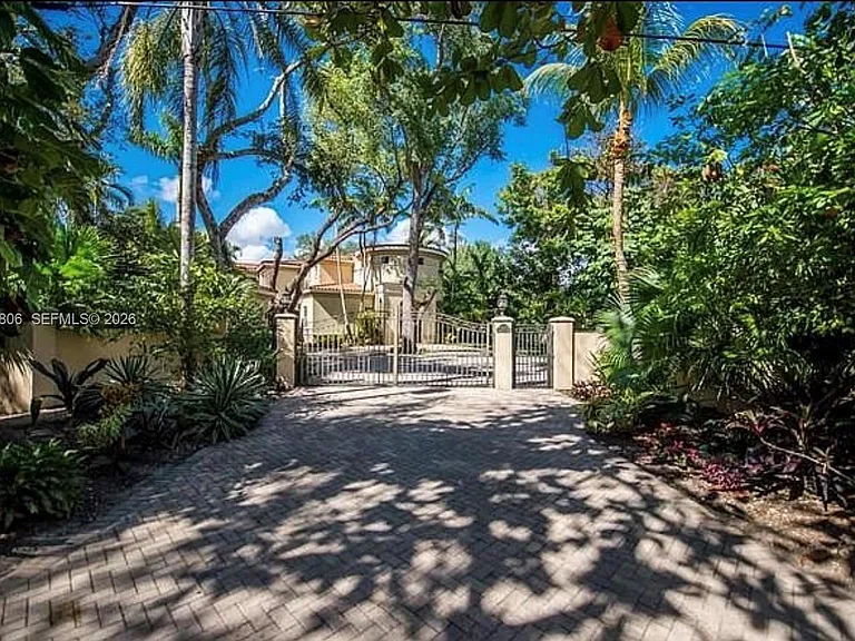 3630 Justison Rd — Photo 2