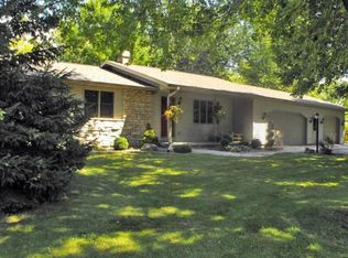 N8195 Sunset Dr, Fond Du Lac, WI 54937