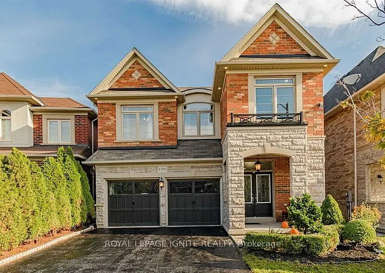 4760 Deforest Cres — Photo 1