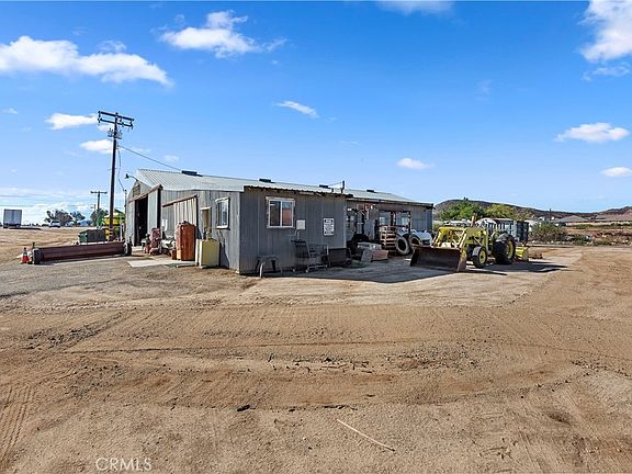 4th image of 27860 Garbani Rd