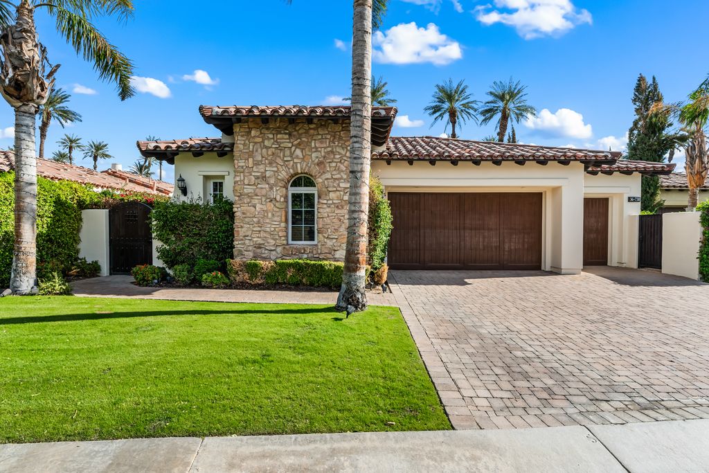 56738 Palms Drive 2