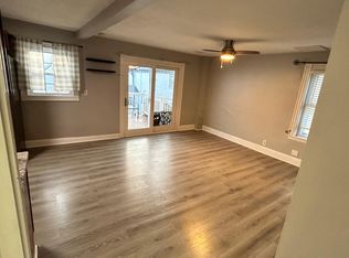 15 Moore St APT 2, Winthrop, MA 02152