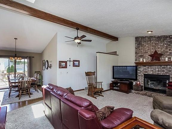 5th image of 2931 Horseshoe Ct SW