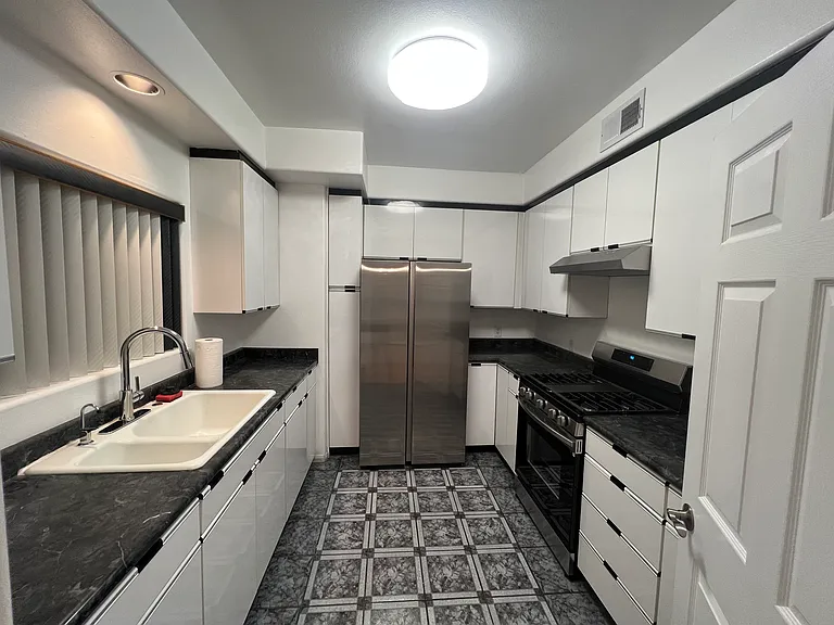 4355 Camero Ave — Photo 4