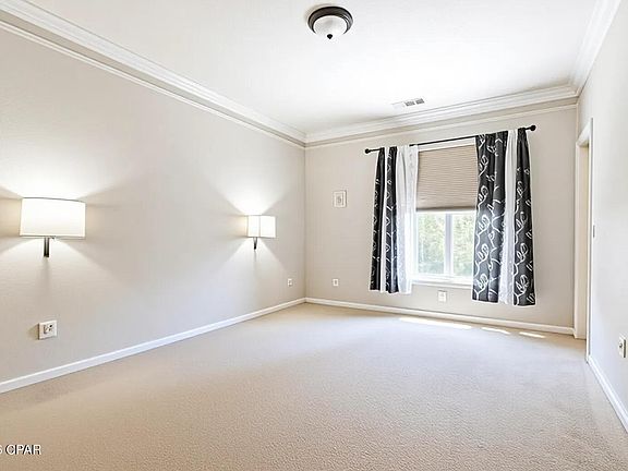 2nd image of 204 Baldwin Rowe Cir