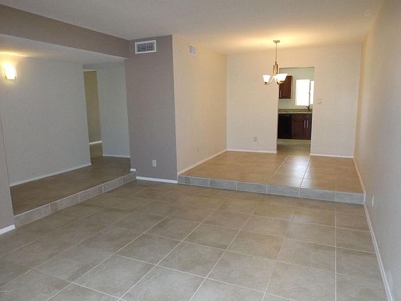 5th image of 3637 E Garden Dr