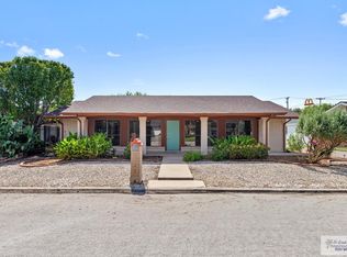 1925 Loquat Dr, Palm Valley, TX 78552