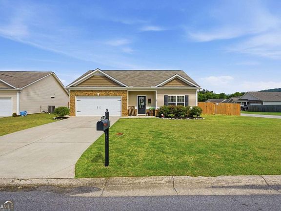 3rd image of 12 Berryrun Dr SW