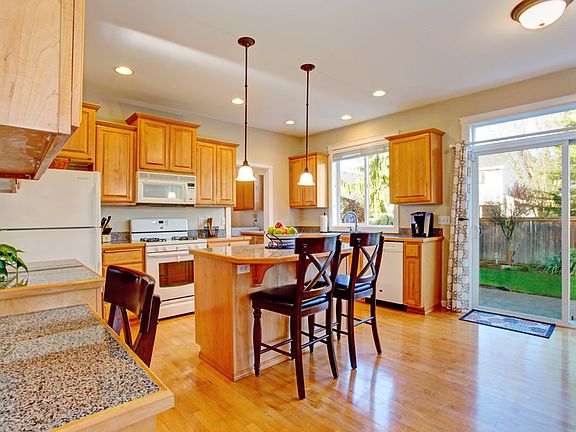 4th image of 1601 Peach Park Ln