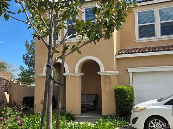 17190 Pioneer Way, San Bernardino, CA 92407