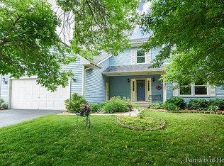 1327 Lawrence Ct, Aurora, IL 60504