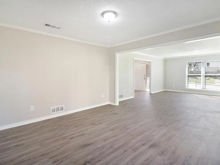 2179 Southern Pl #A — Photo 15