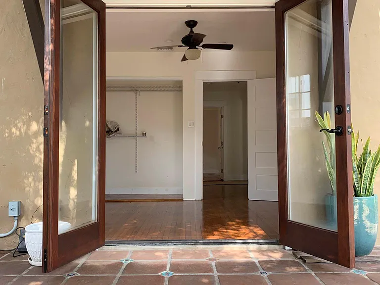 3681 Edenhurst Ave — Photo 12