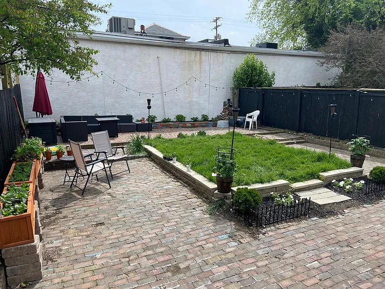 578 City Park Ave — Photo 17