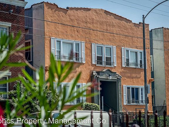 2nd image of 410 N Coronado St APT 08
