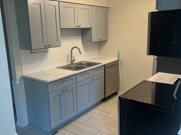 1366 Poppyseed Dr #1366, Saint Paul, MN 55112