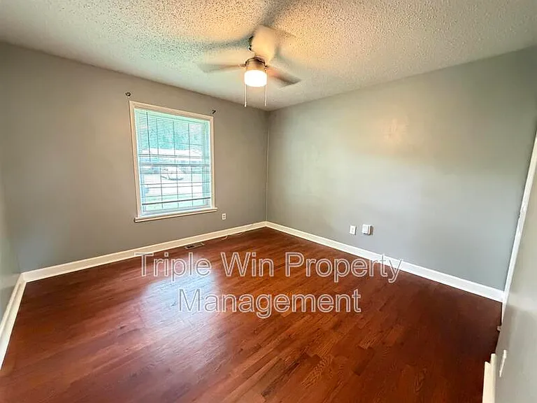 2050 Foggy Bottom Dr — Photo 7