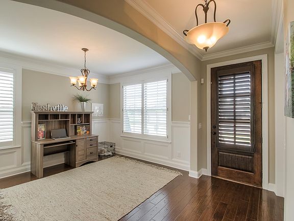 3rd image of 576 Great Angelica Way