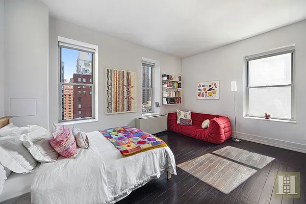 Sold by Halstead Real Estate | media 8